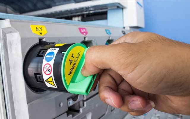 Τοποθέτηση toner σε φωτοτυπικό